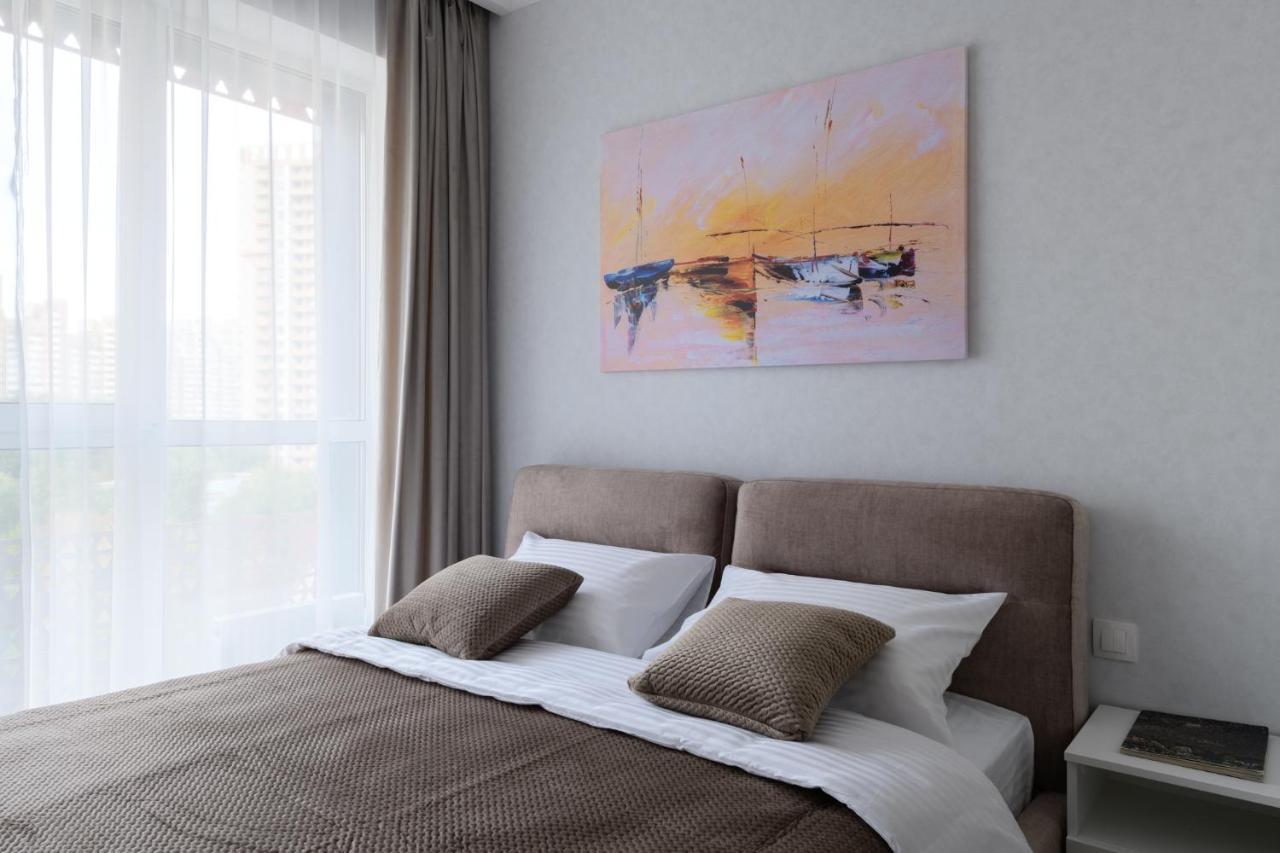 Kyiv View Railway Station Hotel Bagian luar foto