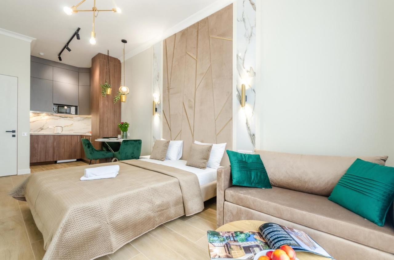 Kyiv View Railway Station Hotel Bagian luar foto