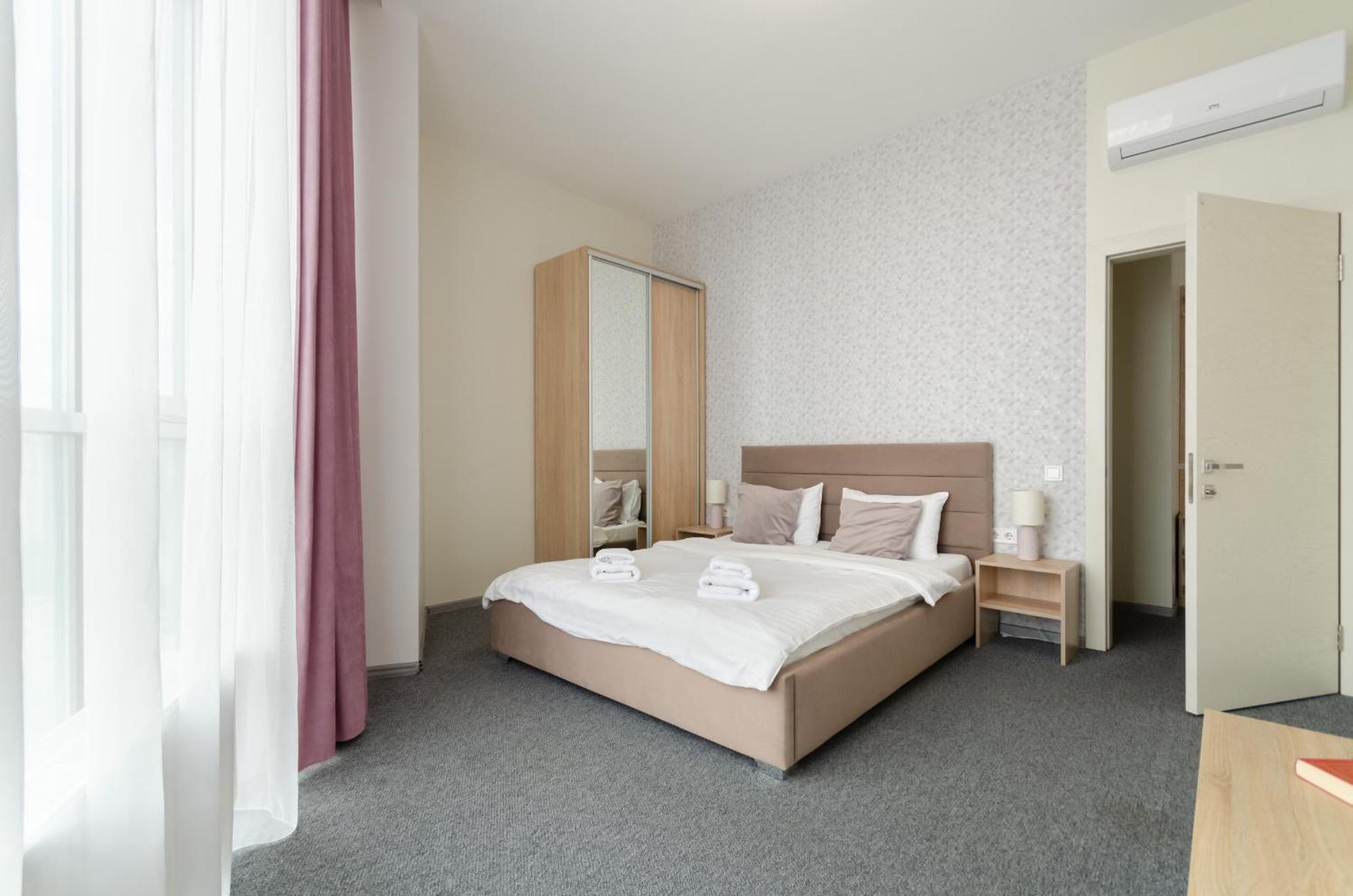 Kyiv View Railway Station Hotel Bagian luar foto